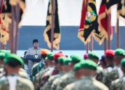Presiden Prabowo Pimpin Upacara Gelar Pasukan, Kukuhkan Ratusan Satuan Baru TNI