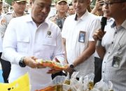 Irwasum Polri Tinjau Gerakan Pangan Murah di Kota Madiun