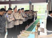 Kapolda Sulbar Pimpin Salat Gaib dan Yasinan, Doakan Korban Tabrak Saat Unjuk Rasa di Jakarta