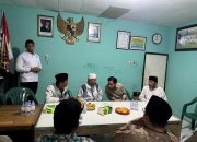 Wapres Gibran Sambangi Pos Ronda di Jakarta Barat dan Selatan, Serahkan Bantuan Peralatan Siskamling