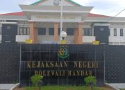 Kajari Polman Resmi Berganti, Tinggalkan Tumpukan Kasus Korupsi yang Belum Tuntas