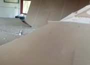 Plafon Ruang Guru SDN 065 Bala Ambruk, Tidak Ada Korban