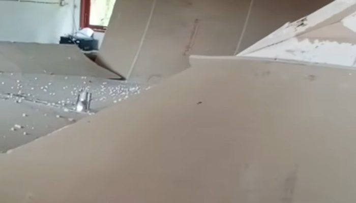 Plafon Ruang Guru SDN 065 Bala Ambruk, Tidak Ada Korban