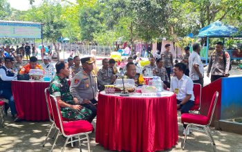 Kapolres Polman Dampingi Wakapolda Sulbar Pantau Siskamtibmas dan Pelayanan Arus Balik Lebaran Lewat Zoom Meeting