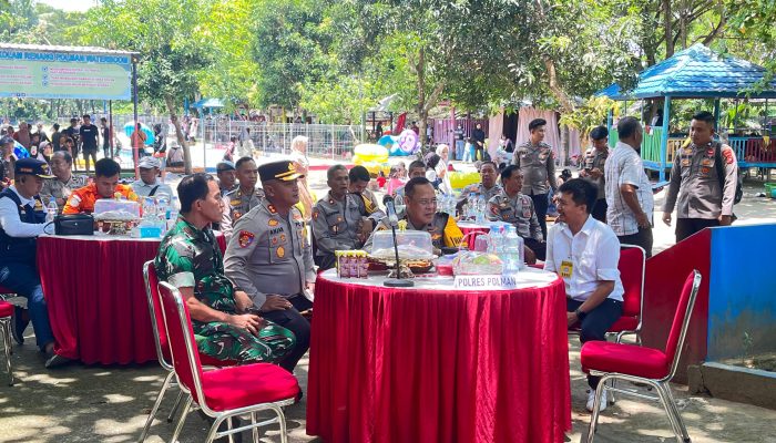 Kapolres Polman Dampingi Wakapolda Sulbar Pantau Siskamtibmas dan Pelayanan Arus Balik Lebaran Lewat Zoom Meeting