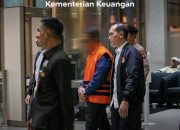 KPK Tetapkan dan Tahan Pejabat Bea Cukai Terkait Dugaan Korupsi Kepabeanan